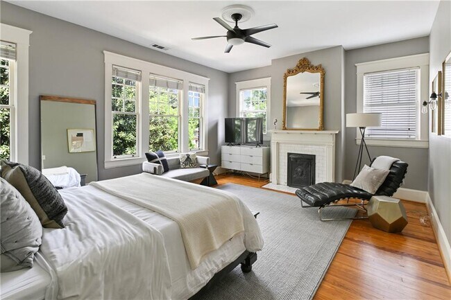 Building Photo - 635 Bonaventure Ave NE