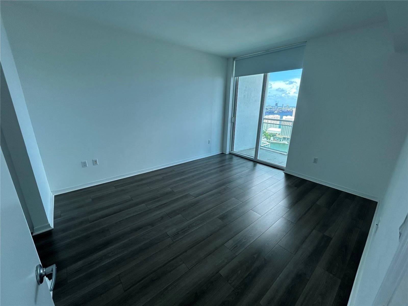 Building Photo - 951 Brickell Ave