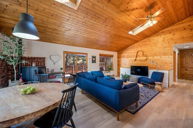 Building Photo - Charming 3 Bed Mountain Retreat | Wood Beams, Fireplace & Deck