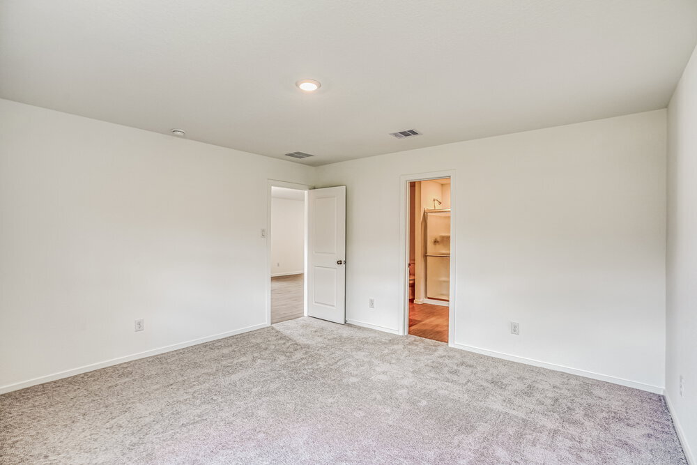 Building Photo - 15231 Abella Dr