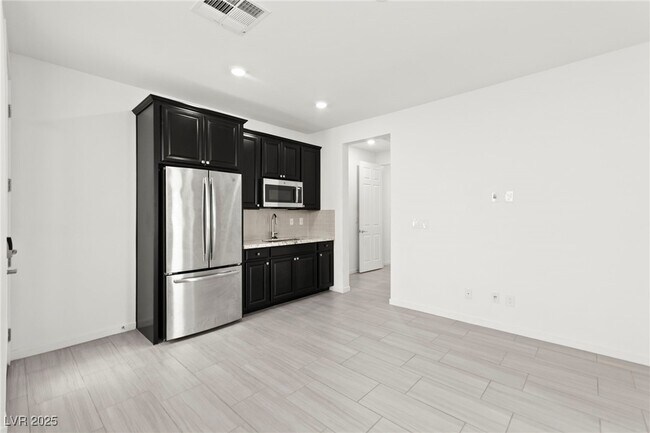 Building Photo - 767 Tallgrass St