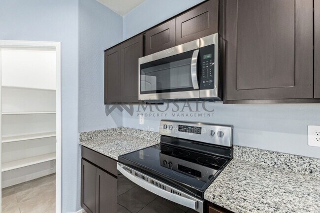 Building Photo - 35349 W San Alvarez Ave