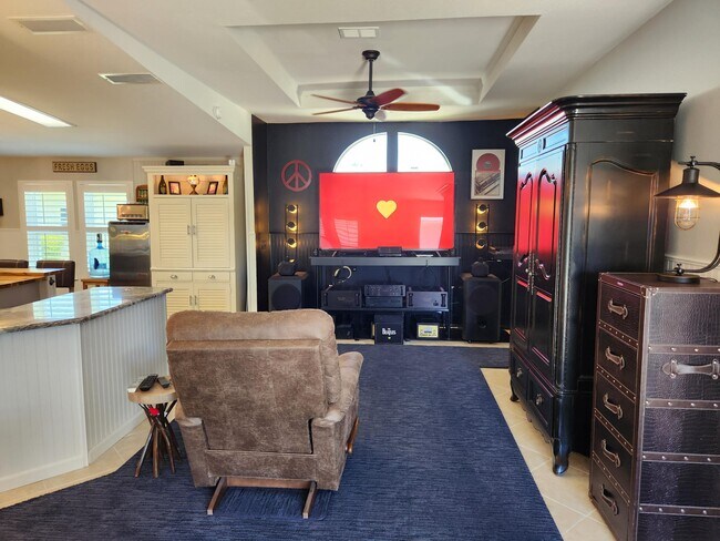 Building Photo - 7717 White Egret Ln