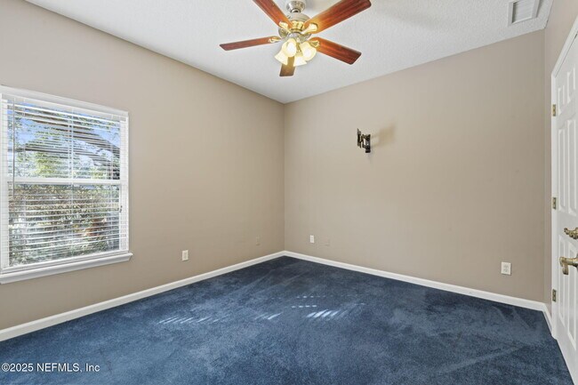 Building Photo - 3370 Turkey Creek Dr