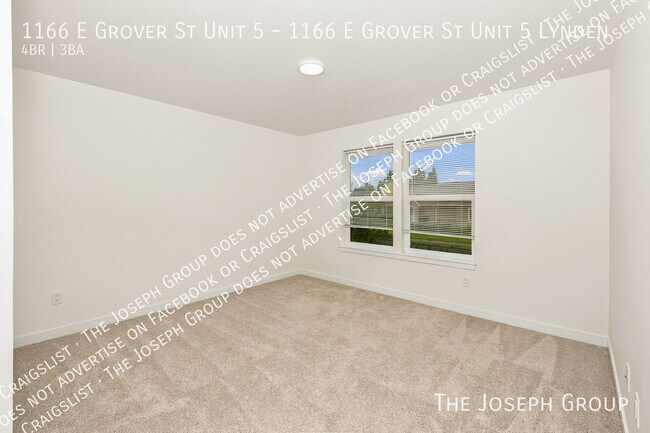 Building Photo - 1166 E Grover St