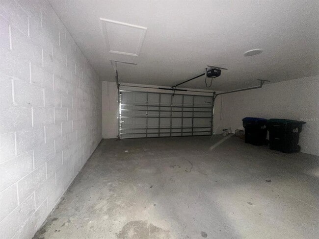 Building Photo - 9249 Gran Teatro Dr