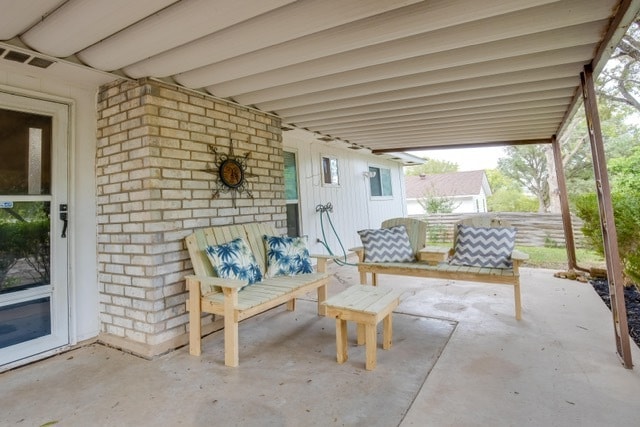 Building Photo - 114 High Oak