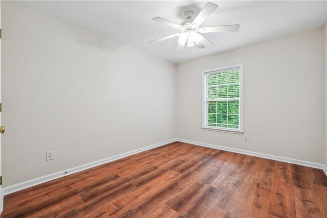 Building Photo - 916 Wendlebury Ct
