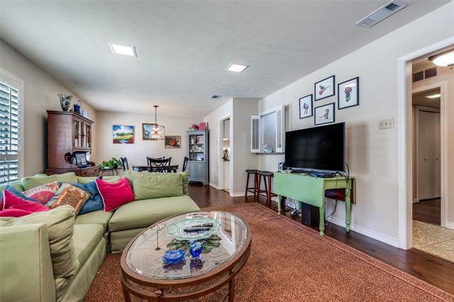 Building Photo - 10696 Pagewood Dr