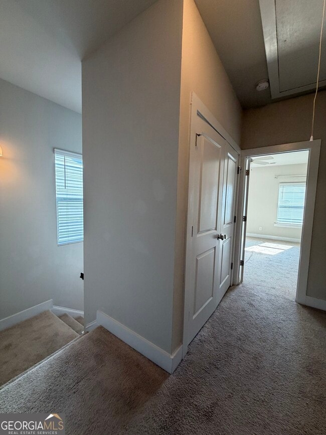 Building Photo - 3782 Oxford Cir