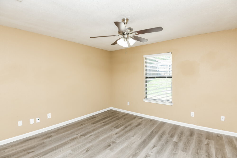 Building Photo - 224 N Bugle Dr