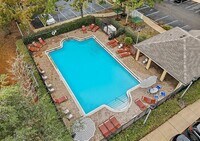 Building Photo - 6075 Maggies Cir