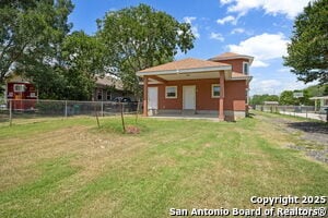 Building Photo - 9322 Clamp Ave