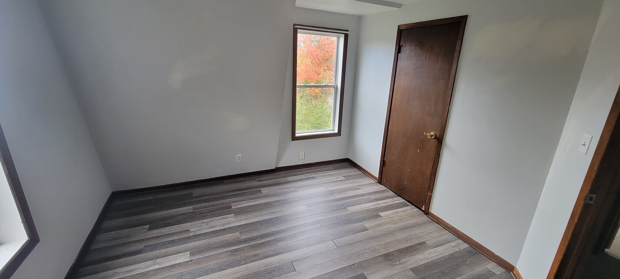 Bedroom 2 - 353 Emma St