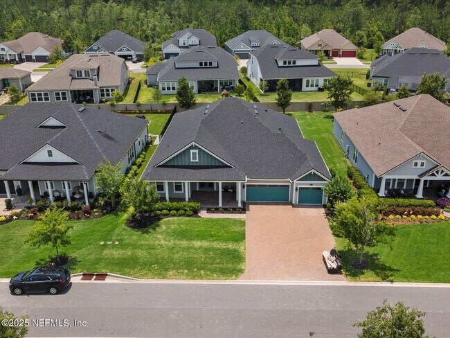 Building Photo - 746 Glenneyre Cir
