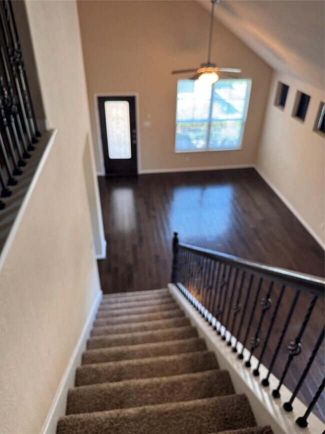 Building Photo - 7220 Wyoming Springs Dr