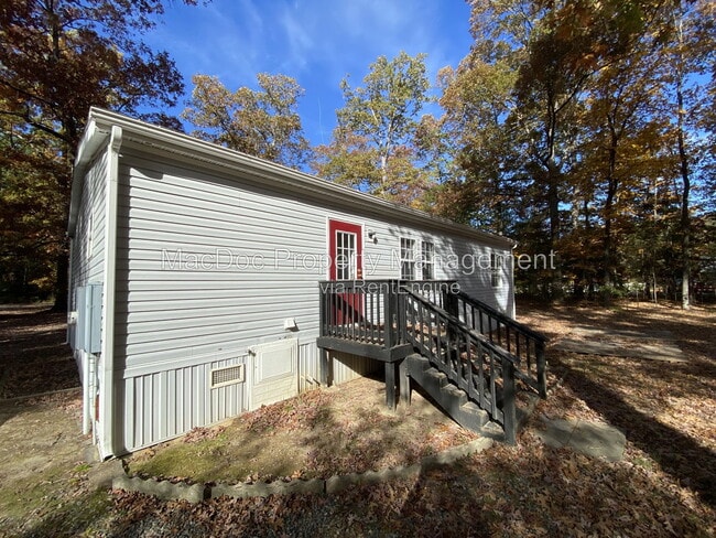 Building Photo - 6280 Mt Airy Dr