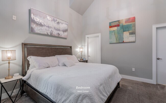 Building Photo - 129 Walnut St