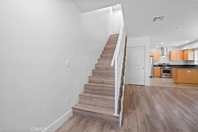 Building Photo - 11312 Huston St