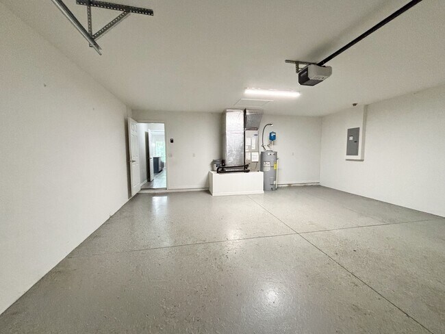 Building Photo - 9892 SW 189th Cir