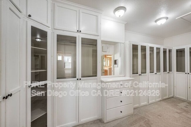 Building Photo - 13073 Dressage Ln