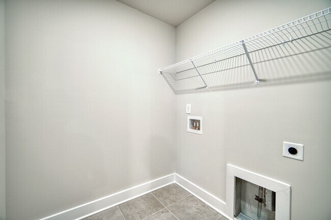Building Photo - 691 Millwright Wy