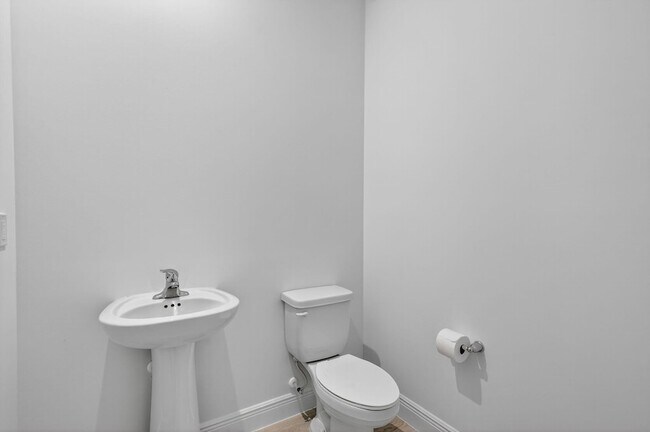 Building Photo - 3552 NW Solange Ct