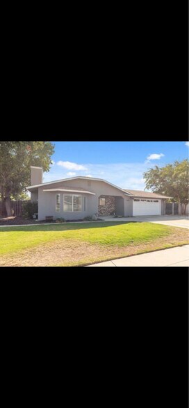 Building Photo - 1488 Ashcroft Ave