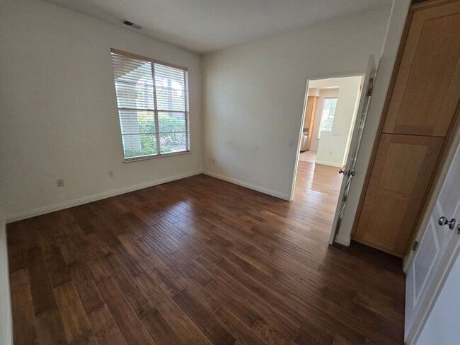 Building Photo - Private Ground-Level Condo in the Heart of Carmel Valley