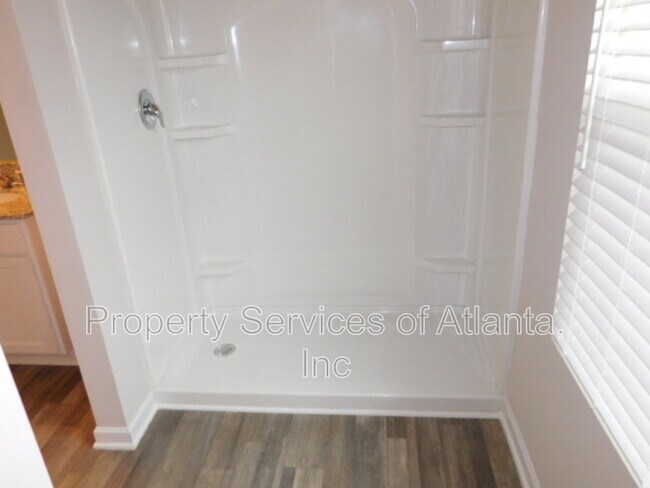 Building Photo - 343 Indian Lake Trail