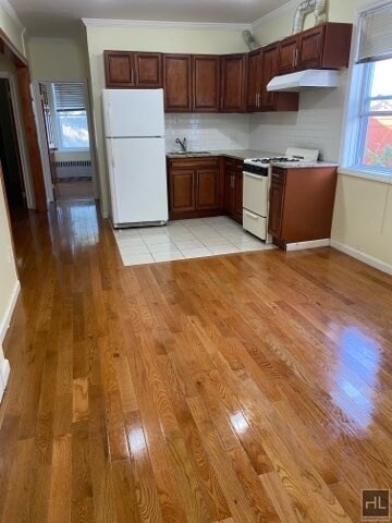 Building Photo - 78 AVENUE