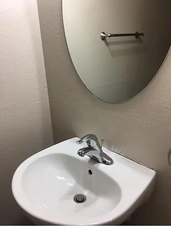 Building Photo - 3221 Green Ice Ave