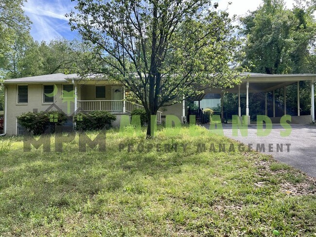 Building Photo - 948 Betsy Dr