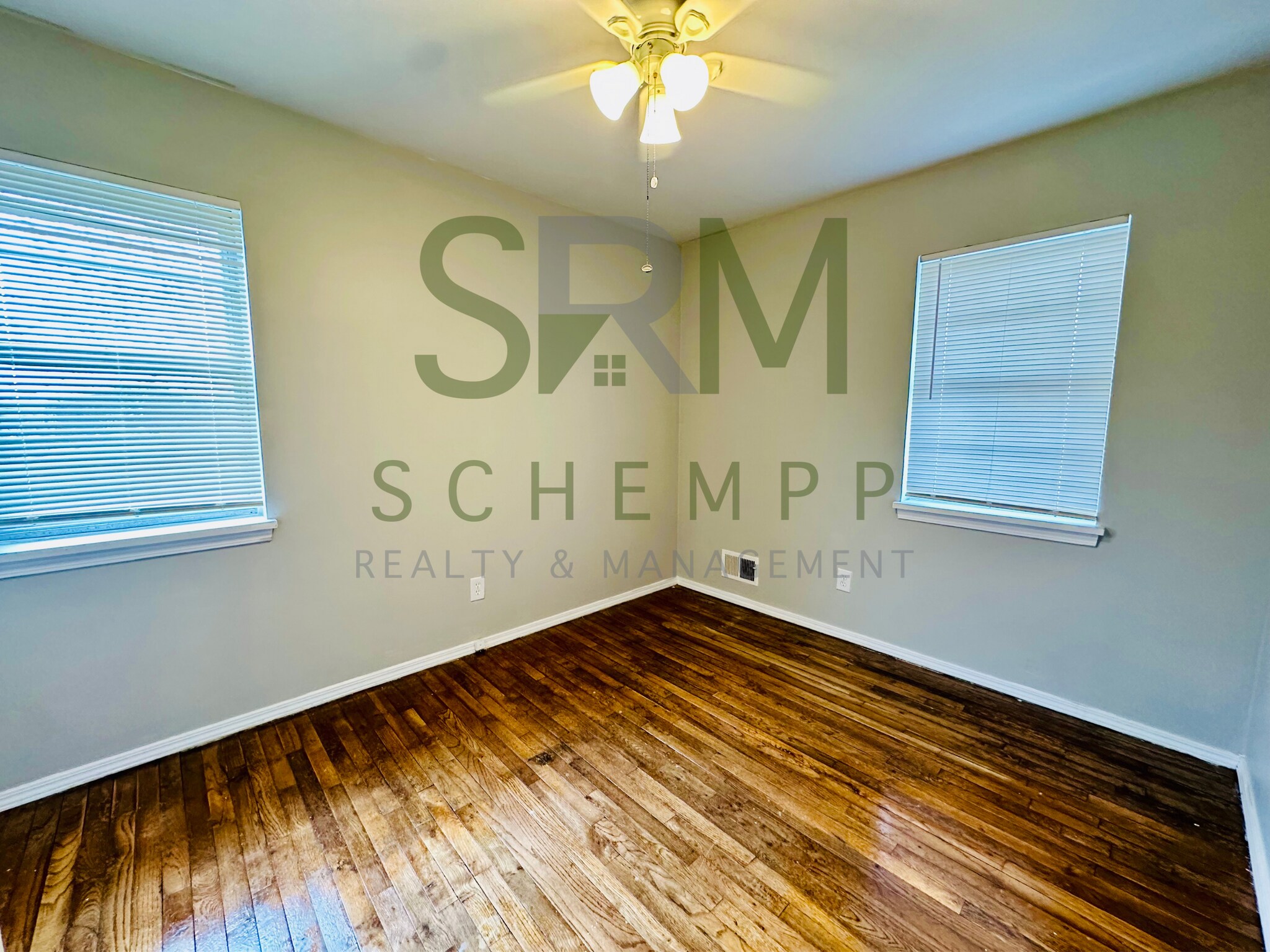 Building Photo - 4700 Walnut Grove Ave