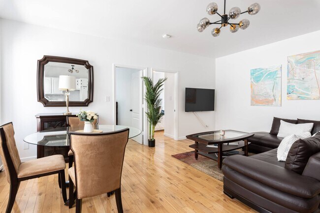 Building Photo - 216 Bay 34th St