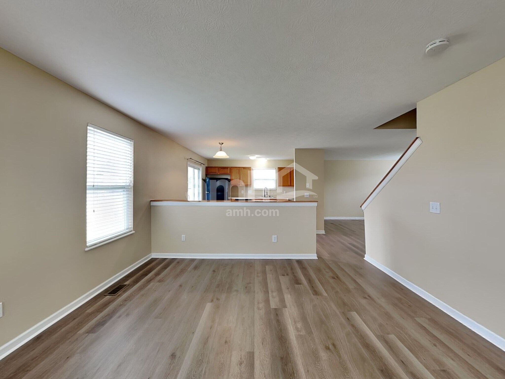 Building Photo - 583 Virginia St