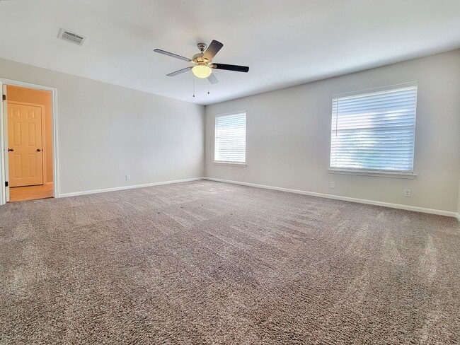 Building Photo - Beautiful Single Family - 4/BR 2.5/BA