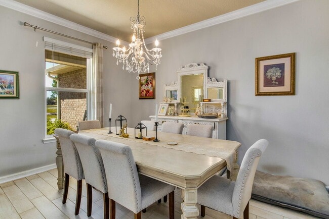 Building Photo - Bright, Beautiful Home in the Highly Desirable Sunrise Gated Community!