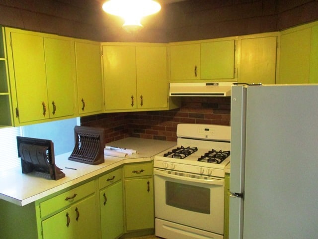 Building Photo - 208 W Emerson St