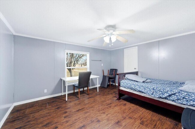 Building Photo - 2828 Sandusky Rd E