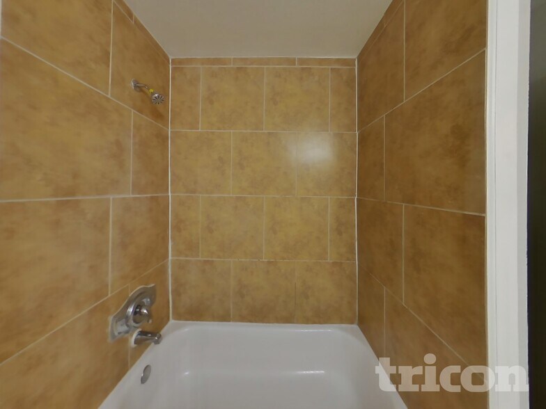 Building Photo - 11703 Silver Prairie