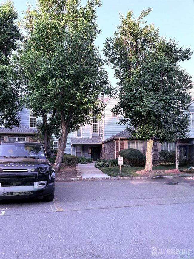 Building Photo - 4313 Bayberry Ct