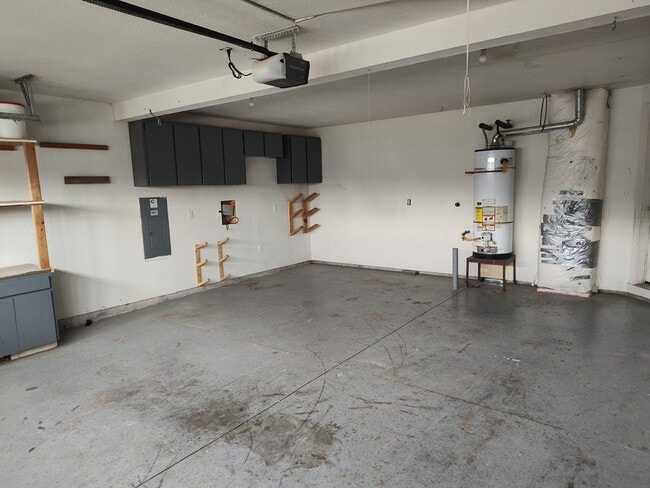 Building Photo - 4211 Holland Ln