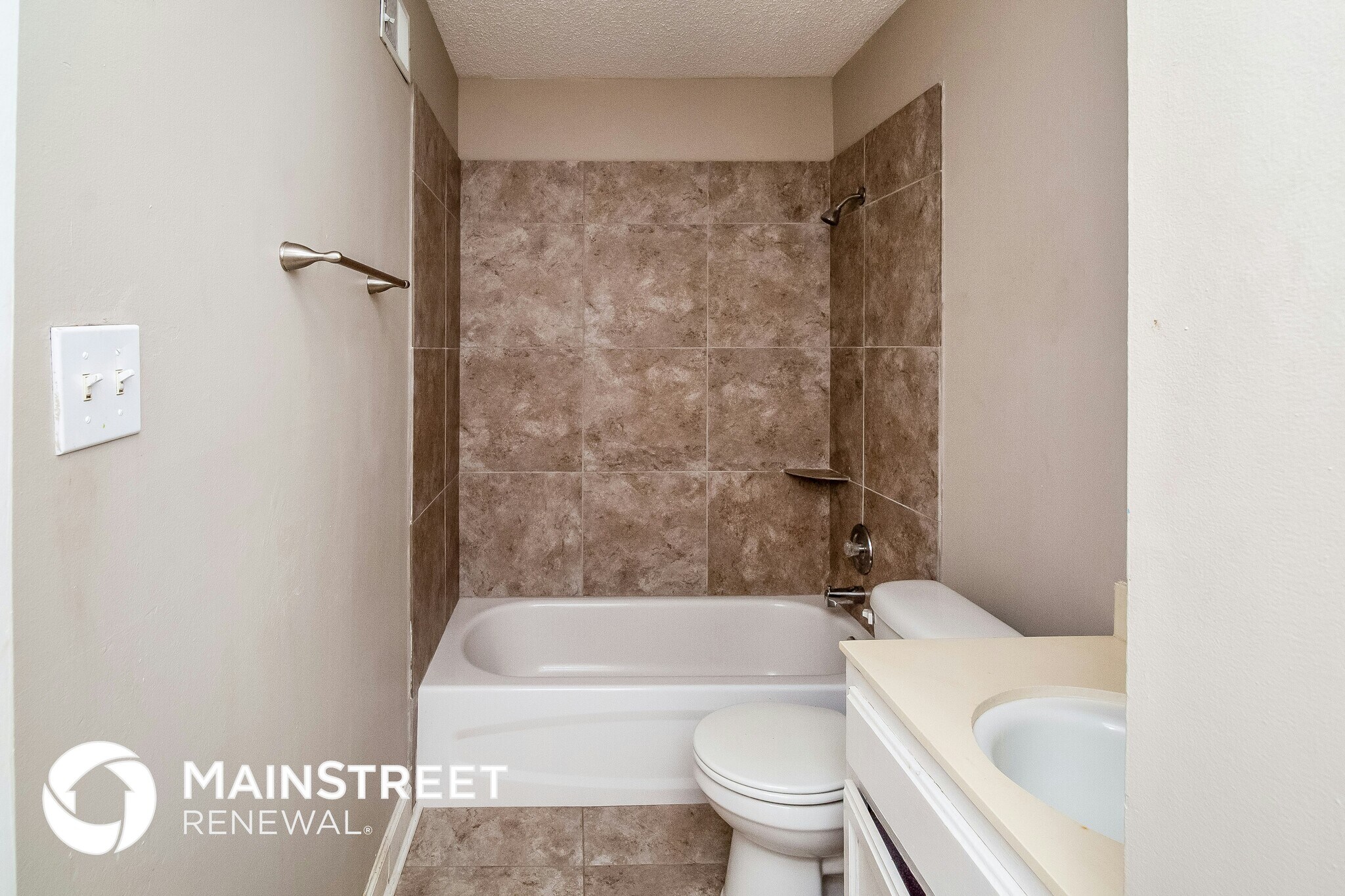 Building Photo - 7158 Rose Trail Dr