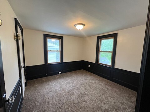 Building Photo - 1085 Dietz Ave