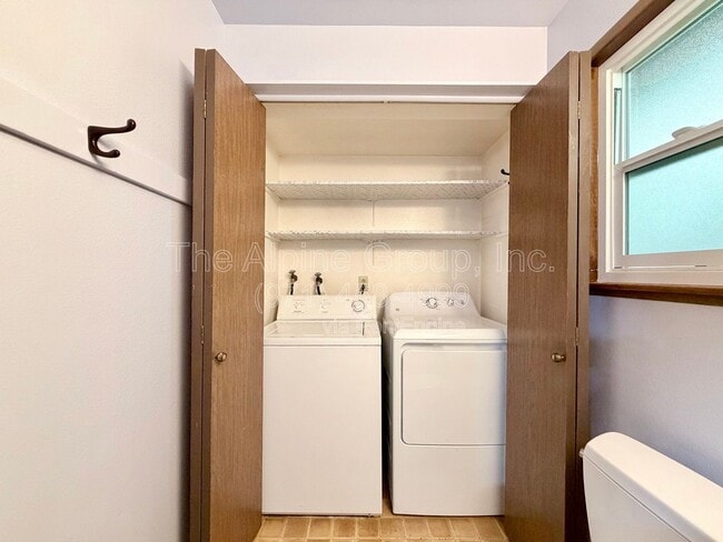 Building Photo - 5462 SW Murray Blvd