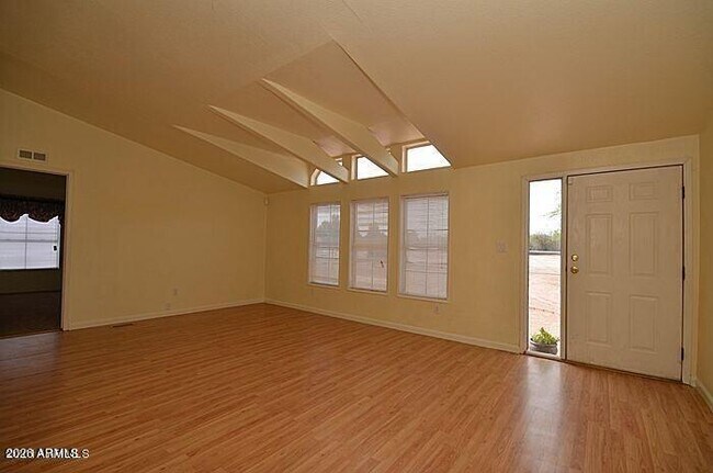 Building Photo - 18234 E County Down Dr