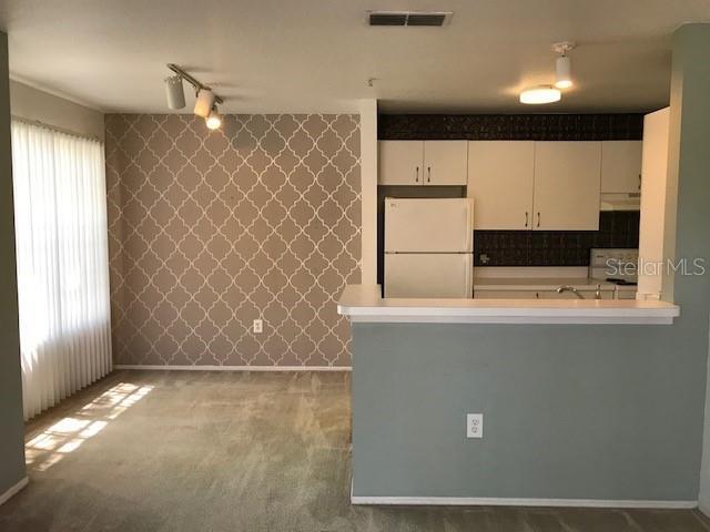 Building Photo - 850 S Tamiami Trl