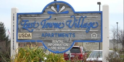 Building Photo - 812 Pro Dr