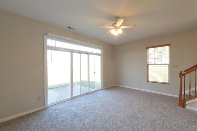 Building Photo - 4939 Heritage Heights Cir